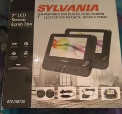 SYLVANIA SDVD8738 – Portable Auto Home DVD MP3/4 JPG Player 7” Dual Screen NEW