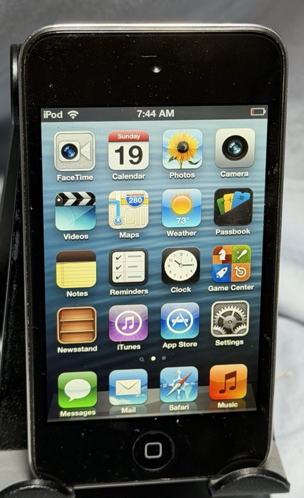 Apple iPod Touch 4th Gen 32GB Black MC544LL/A A1367 iOS 6.1.6 Factory Reset Test