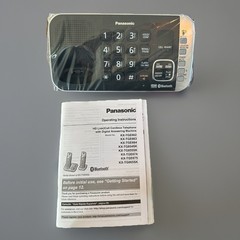 Panasonic KX-TGE674B 4-Handset Single Line Cordless Phone Link2Cell (Open Box)