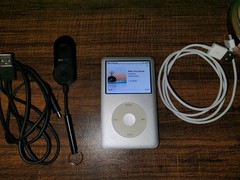 Ipod Classic 7th Gen 160 Gb Great Silver Great Condition With Aux To Bluetooth