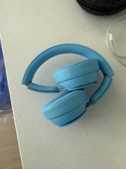 Beats by Dr. Dre Wireless Headphones Baby Blue