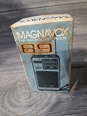 Vintage Magnavox 89 FM AM Pocket Radio NOS w Box Hong Kong New Unused