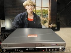 Panasonic DMR-ES35V VHS DVD Recorder Combo with Power Cord & Remote FOR PARTS