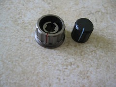 Kenwood TS-850S 2pc Knob set for several front panel controls – See listing