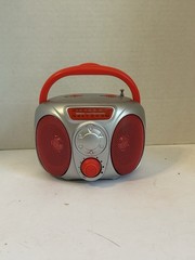 Vintage Mini Portable AM/FM Battery Operated Radio•Super Cute•6 Inches•WORKS