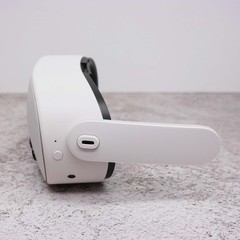 Meta Quest 3S 128GB VR Headset BROKEN