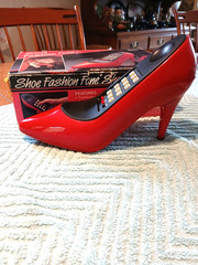 1987 Shoe Fashion Landline Phone, W/Original box & inst. Nice, Works. # SH-910