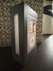 Apple A1238 iPod Classic 6th Generation Silver Media Player 160 GB Works Great