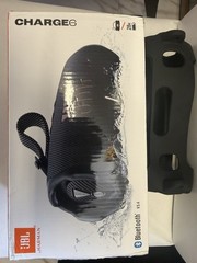 ORIGINAL JBL Charge 6 Portable Waterproof Bluetooth Speaker – Black PLUS CASE