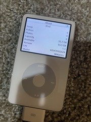Apple iPod classic 5th Generation White (60 GB) – With Box