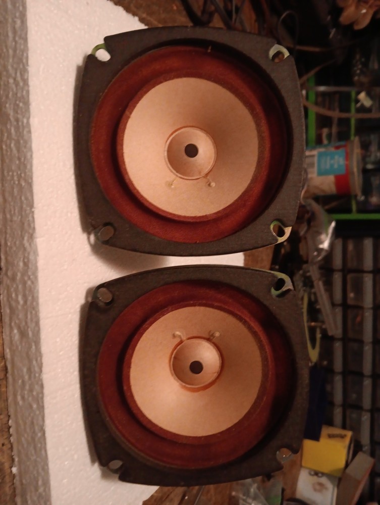 Akai x-1800SD Reel-to-Reel Speakers 10F3-3AP 8-OHM 5-watt