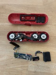 Beats Pill 2.0 Red Speaker + Red Character Stand – FOR PARTS / REPAIR No Battery