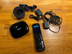 Logitech Harmony Elite Remote Control Hub and App Great Shape OEM in Box
