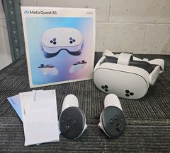Meta P97 Quest 3S 128G Standalone All-in-One VR Headset with Controllers – White