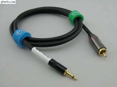 E06 (0.5m 1.5ft)—Digital Coaxial 75Ω 3.5mm TS to RCA Audio Cable Canare LV-61S