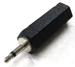 Vanco AD-509 3.5 mm Mono Plug – 1/4″ Stereo Jack Adapter Black Molded Plastic