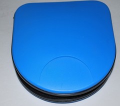 CD CARRY CASE/WALLET BLUE ~ ZIPPERED – HOLDS 24 CD’S ~ 5.5 IN X 5.5 IN.