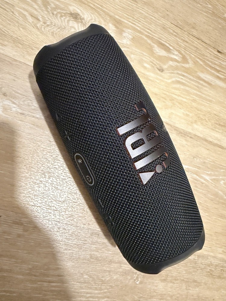 JBL Charge 5 Bluetooth Portable Speaker – Black For Parts Only! Read Description