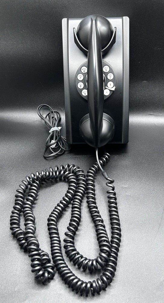 Crosley wall phone. Model CR55.Black, push button. Landline Excellent