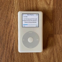 Apple iPod Classic 3/4th Generation White New battery Gift
