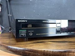 Sony CDP-650ESDII Vintage Compact Disc Player – Works But Needs Work