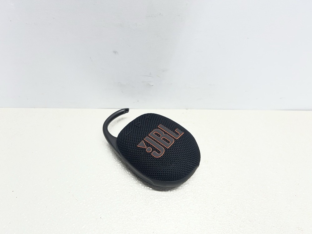 JBL – Clip 5 Portable Bluetooth Speaker – JBLCLIP5BLKAM – Black –