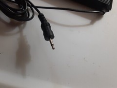 Bose unknown Accessory with 3.5mm Plug, black, 6.5″x6.5″, untested