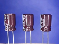 5 Nichicon UPW 100uF 35v 35VDC Radial 20% Capacitors FASTEST FREE SHIPPING