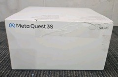 Meta P97 Quest 3S 128G Standalone All-in-One VR Headset with Controllers – White