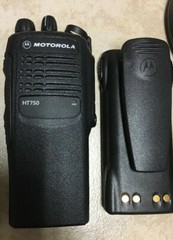 MOTOROLA HT750 TWO WAY PORTABLE RADIO UHF 450-512MHz 16ch AAH25SDC9AA3AN