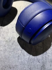 Beats Solo Pro Demo Unit *READ*
