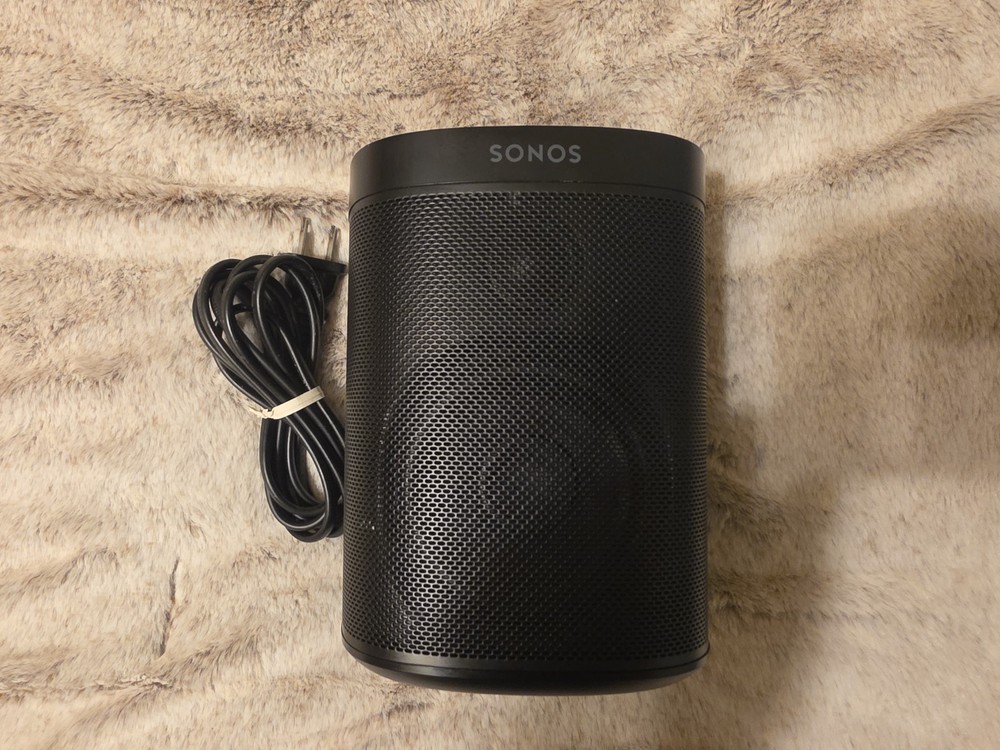 Sonos One Gen2 S18 Wireless Smart Speaker Black w/Power Cord Excellent Condition