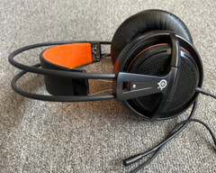 SteelSeries Siberia 200 Gaming Headset Headphones w/ Microphone Ps5 Ps4 Xbox Pc
