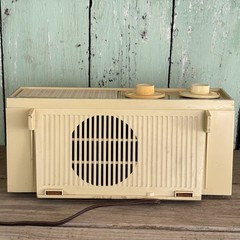 VTG Z1960S ZENITH B210 SOLID STATE AM RADIO YELLOW RETRO MID CENTURY WORKING