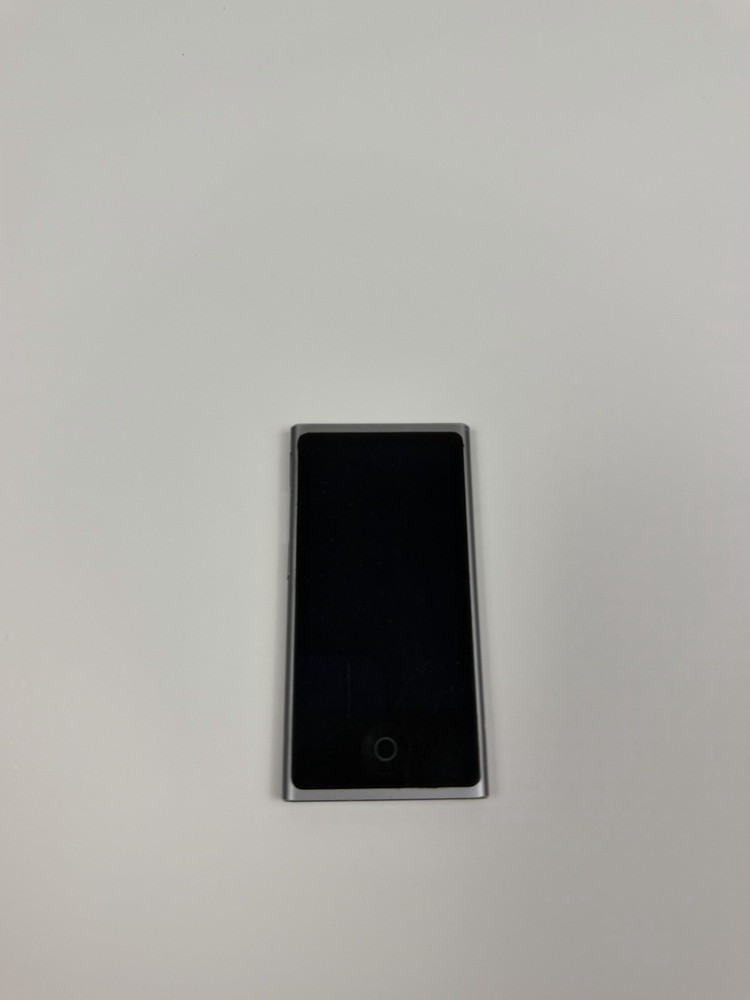 Apple iPod Nano 7th Generation – 16GB – Space Gray (Excellent Condition)