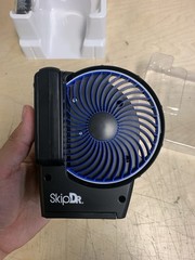 SkipDr CD & DVD Motorized Disc Repair System (Black/Blue) USED