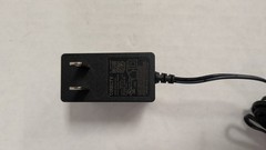 DirecTV AC ADAPTER EPS 21R0-500 1.5A 7.6 W Max 03.A Input : 100-240V 50/60 Hz