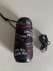 Hard Rock Cafe Wireless Bluetooth Portable Black Mesh Speaker In New Condition .