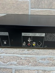 Panasonic DVD-RV31 DVD Video CD Player AC 120V with Optical Cable