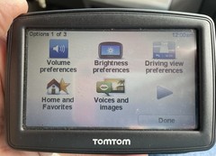 TomTom XL 4ET03 GPS Navigation System 4.5″ with Car Cord-Tested & Works.