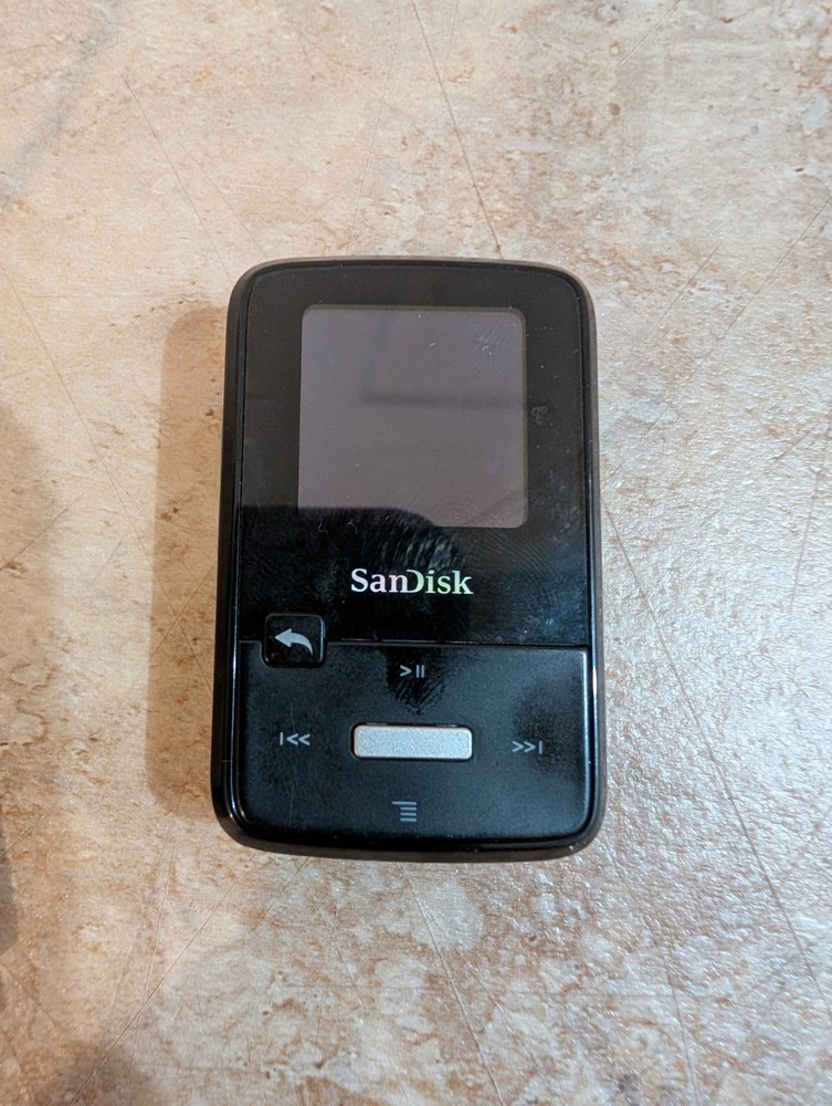 SanDisk Sansa Clip Zip Primetime Black (4 GB) Digital Media Player Needs Battery