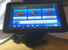 Rand McNALLY TND 740 Truck GPS Bundle 1yr SCREEN PROTECTION