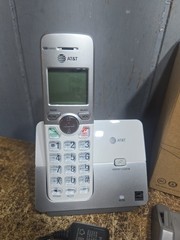 AT&T EL51103 DECT 6.0 Phone with Caller ID/Call Waiting 1 Cordless Handset
