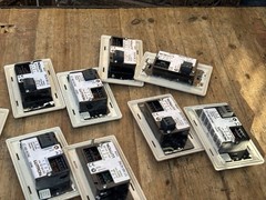 Lutron At-Nb-None Q26SM 3 Button +L/R Keypad Lot Of 9Units