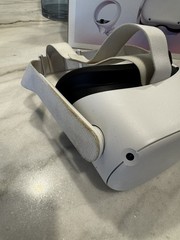 Meta-Oculus Quest 2 256GB Advanced All-in-one VR Headset – White (301-00351-01)