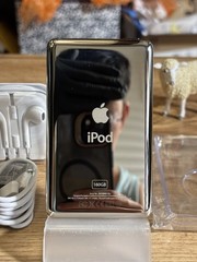 Apple IPod Classic 7th Gen 160Gb NEW EXTERIOR+BATTERY! MC297J / MINT. Espresso