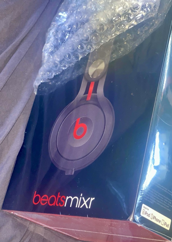 Limited Edition Beats Mixr Mixer DJ Wired Headphones Matte Black New Sealed Rare