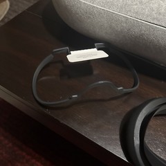Oculus Quest 2 64GB VR Headset + Elite Strap with battery and carrying case