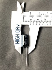 Lof of 4 Rubycon 330 uF 35v Electrolytic Capacitors, Radial Lead