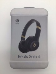 Beats Solo 4 – Wireless Bluetooth On-Ear Headphones. Black and Gold